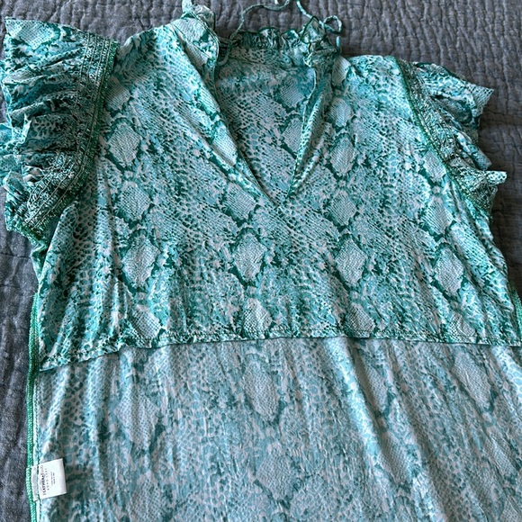 Feather & Find Paradisio ruffle top and skirt set - Picture 10 of 13